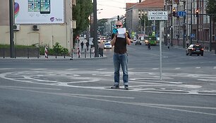 J.Mačiūno aik&scaron;tėje Kaune poetai skaitė eiles