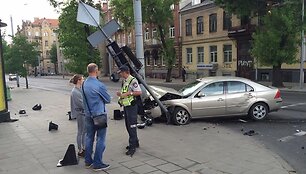 Avarija Pamėnkalnio gatvėje