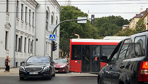 Automobilių spūstis Donelaičio gatvėje