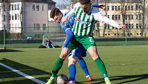 Lietuvos futbolo A lygos lyderių rungtynės: Kauno „Stumbras“ - Vilniaus „Žalgiris“.