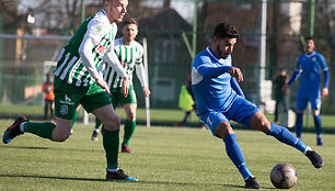 Lietuvos futbolo A lygos lyderių rungtynės: Kauno „Stumbras“ - Vilniaus „Žalgiris“.