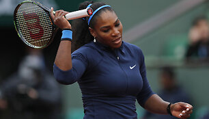Serena Williams prie&scaron; Magdaleną Rybarikovą
