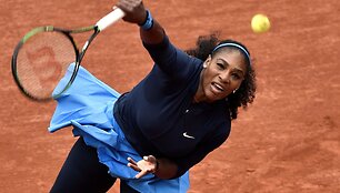 Serena Williams prie&scaron; Magdaleną Rybarikovą