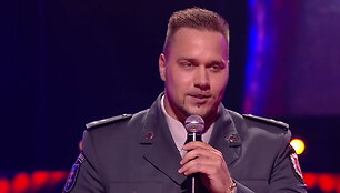 lietuvos-balse-policijos-pareiguno-pasirodymas