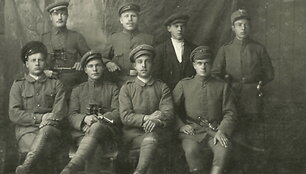 pamirsti-lietuvos-simtmecio-herojai-is-emigracijos-grizes-algis-mickunas-prisimena-teva-juoza-mickuna
