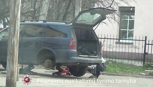 patikrintuose-sostines-autoservisuose-ir-slepiamos-pajamos-ir-nelegalus-darbuotojai