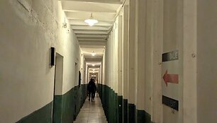 Albanijos bunkeryje, kuriame įrengtas muziejus