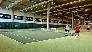 „Belzekas tennis“ auga