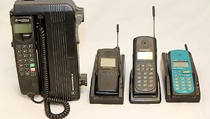 Pirmieji Lietuvą pasiekę telefonai
