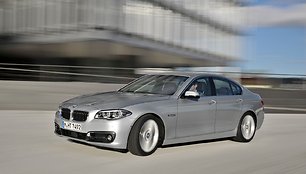 BMW 5 serijos sedanas