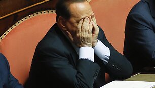 Silvio Berlusconi teks metus praleisti namų are&scaron;te.