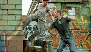 Filmo &bdquo;13 rajonas: plytų rūmai&ldquo; premjera Lietuvoje gegužės 16d. Top films nuotr.