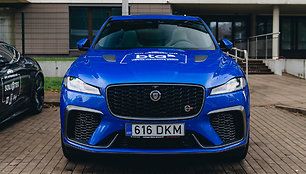 „Jaguar F-Pace SVR“