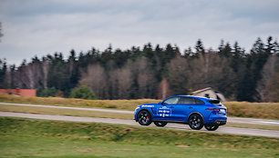 „Jaguar F-Pace SVR“