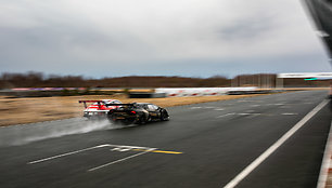 „Dynami:t“ komandos testai su „Lamborghini Huracan ST EVO“