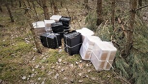 Pasieniečiai sulaikė per 11 tūkst. pakelių cigarečių ir du kontrabandinio &bdquo;verslo&ldquo; atstovus