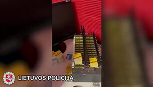 sekminga-policijos-operacija-vilniuje-konfiskuotas-didelis-kiekis-sim-korteliu-ir-irangos-skirtos-galimai-neteisetai-veiklai