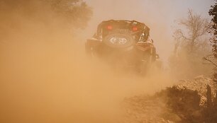 &bdquo;Izotono sportas&ldquo; ekipažas &bdquo;Rallye du Maroc&ldquo; pirmame etape