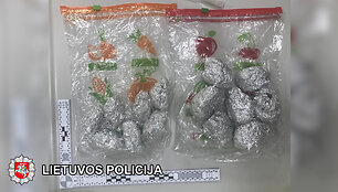 Uostamiesčio teisėsauga sulaikė asmenis, pas kuriuos rasta galimai narkotinių medžiagų