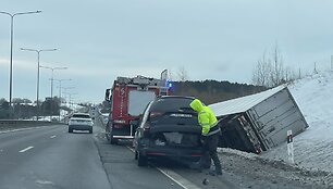 Avarija A1 magistralėje ties Elektrėnais