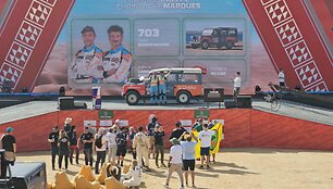 Karolio Rai&scaron;io Dakaro ralio fini&scaron;o podiumo akimirkos