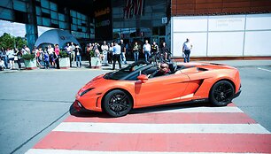 &bdquo;Ferrari&ldquo; ir &bdquo;Lamborghini&ldquo; nuotykiai Lietuvoje