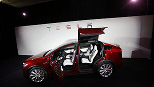 &bdquo;Tesla Model X&ldquo; pristatymas