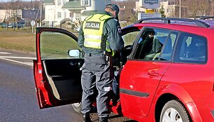 Vairuotojų blaivumo patikrinimas Panevėžyje