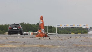 peugeot-gti-bandymai-estijoje