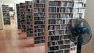 &Scaron;iaulių aklųjų silpnaregių biblioteka