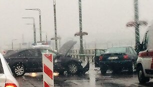 Avarija ant M.K.Čiurlionio tilto