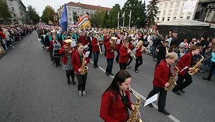 &Scaron;iaulių gimtadienyje &ndash; 200 metrų Ukrainos vėliava ir  ugnimi alsuojantis drakonas