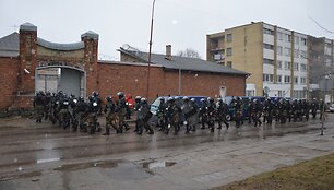 &Scaron;iaulių tardymo izoliatoriaus krata