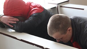 I&scaron; senučių pinigus vilioję jaunuoliai trina teismo suolus