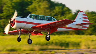 Yakovlev Yak-52, Kauno Aeroklubas, Vytautas Martūzas, Lithuanian planespotters