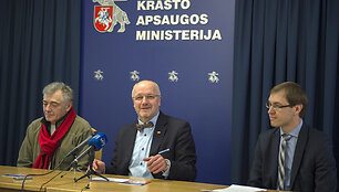 Kra&scaron;to apsaugos ministerija atnaujino &scaron;ių metų pavasarį i&scaron;leistą leidinį &bdquo;Ką turime žinoti apie pasirengimą ekstremalioms situacijoms ir karo metui&ldquo;