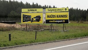 Pirmoji komercinė kelionė į Lenkiją