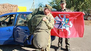 Kauniečiai renka labdarą Ukrainos kariams