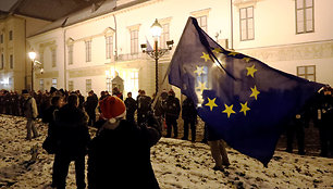 Nauji protestai prieš V.Orbano vyriausybės sprendimus Budapešte