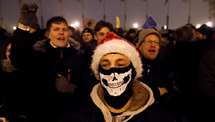 Nauji protestai prieš V.Orbano vyriausybės sprendimus Budapešte