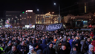 Minios Lenkijoje gedi nužudyto Gdansko mero