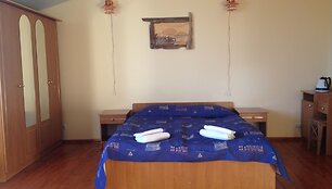 Svečių namų Nidoje interjeras prie&scaron; atnaujinimą