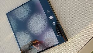 "Huawei Mate Xs" perlenkiamas i&scaron;manusis telefonas