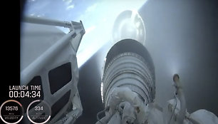 Zondą „Perseverance“ nešančios raketos „Atlas V“ startas