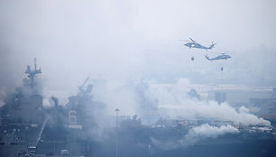 Desantinio laivo "USS Bonhomme Richards" gaisras ir jo pasekmės