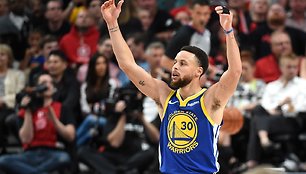 „Golden State Warriors“ krepšininkai pirmauja serijoje prieš „Blazers“ 3-0.