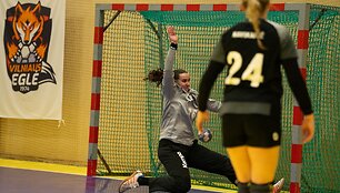 &bdquo;Cascada-HC Garliava SC&ldquo; pusfinalio serijoje 2:1 įveikė reguliariojo sezono nugalėtoją Vilniaus &bdquo;Eglę&ldquo;.
