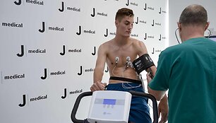 Patrickas Schickas neprisidės prie &bdquo;Juventus&ldquo; dėl sveikatos problemų.