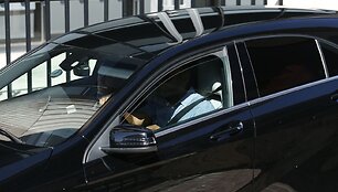 Cristiano Ronaldo &scaron;iuo automobiliu atvyko į teismą Madride.