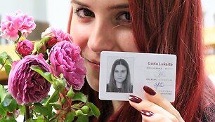 Goda priimta į Lietuvos dailininkų sąjungą. Tą dieną ji jautėsi labai laiminga.
